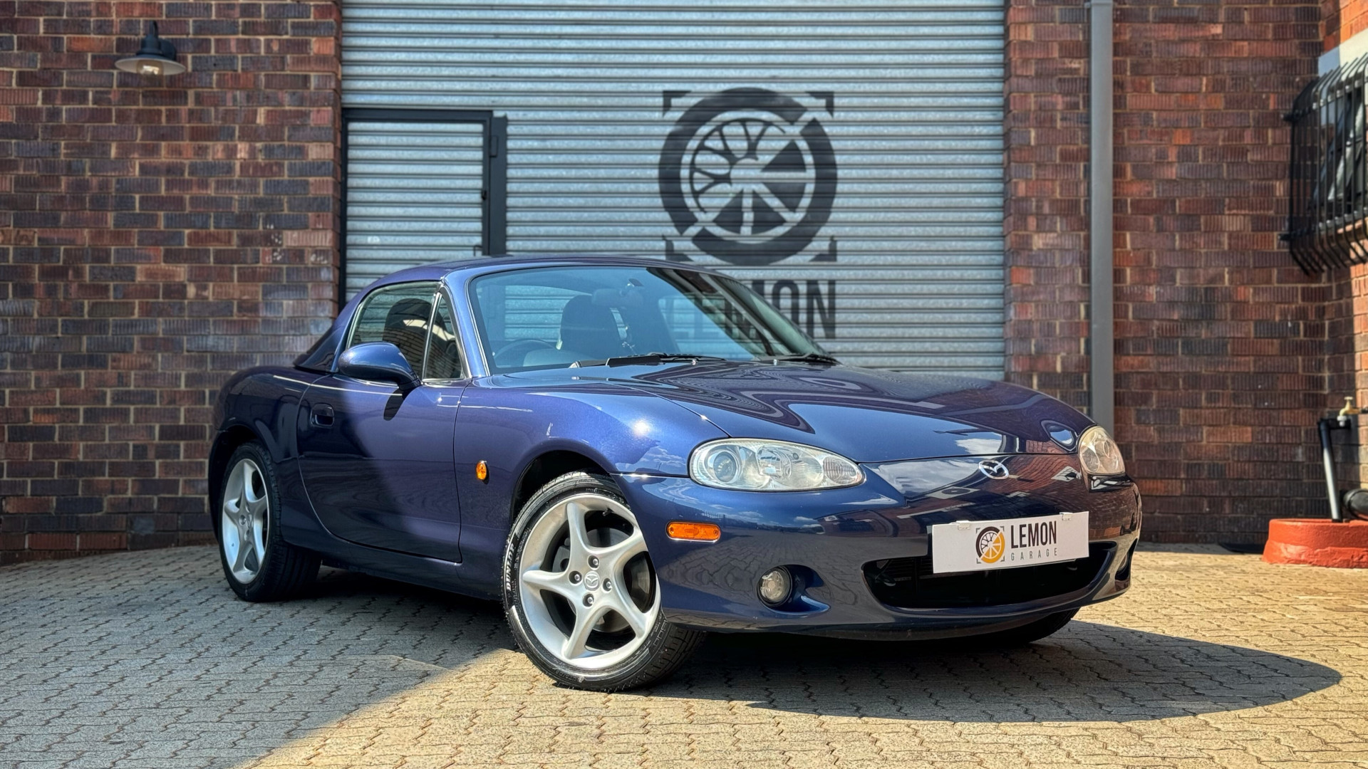 2002 Mazda MX-5
