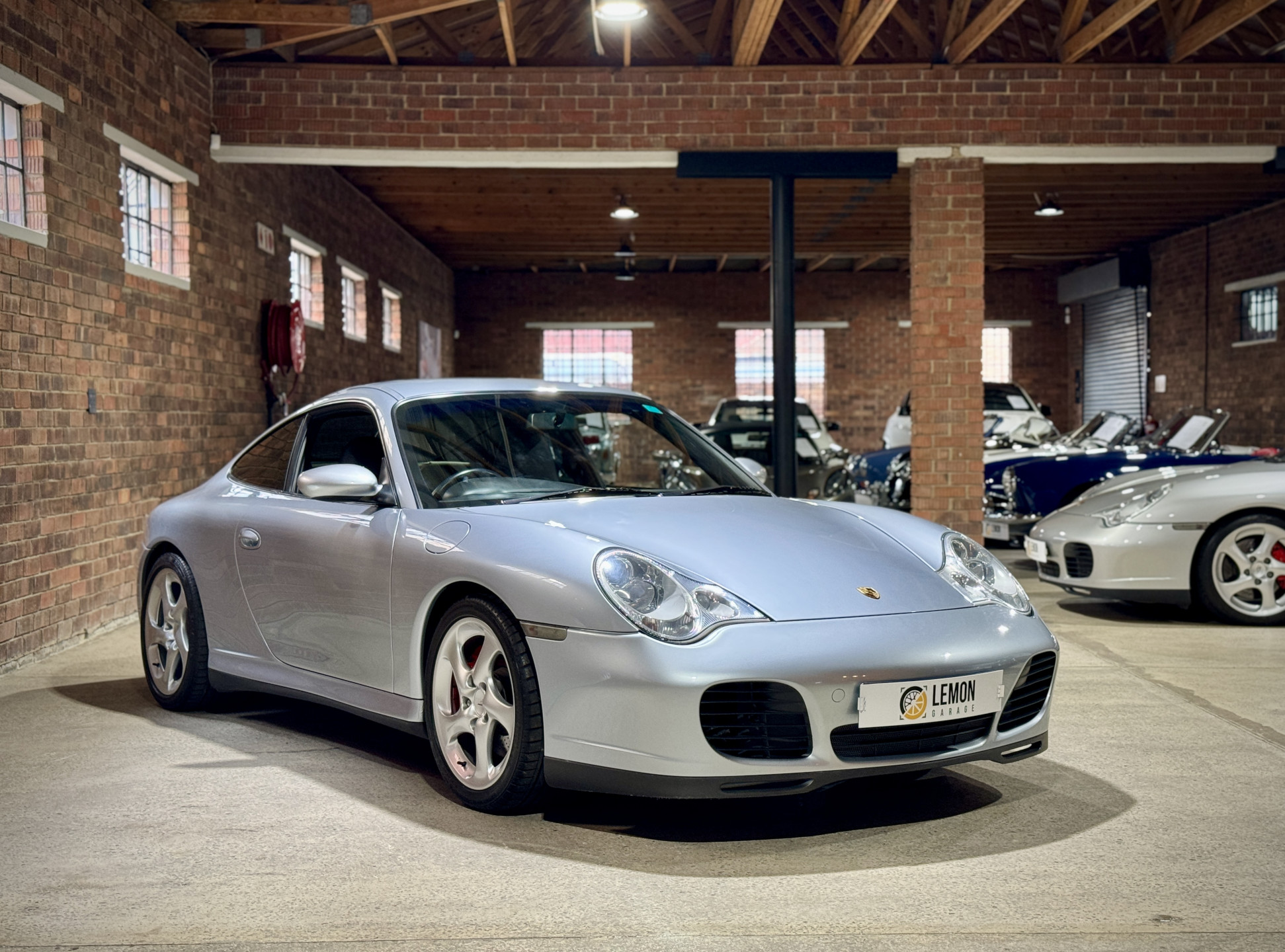 2003 Porsche 911 Carrera 4S