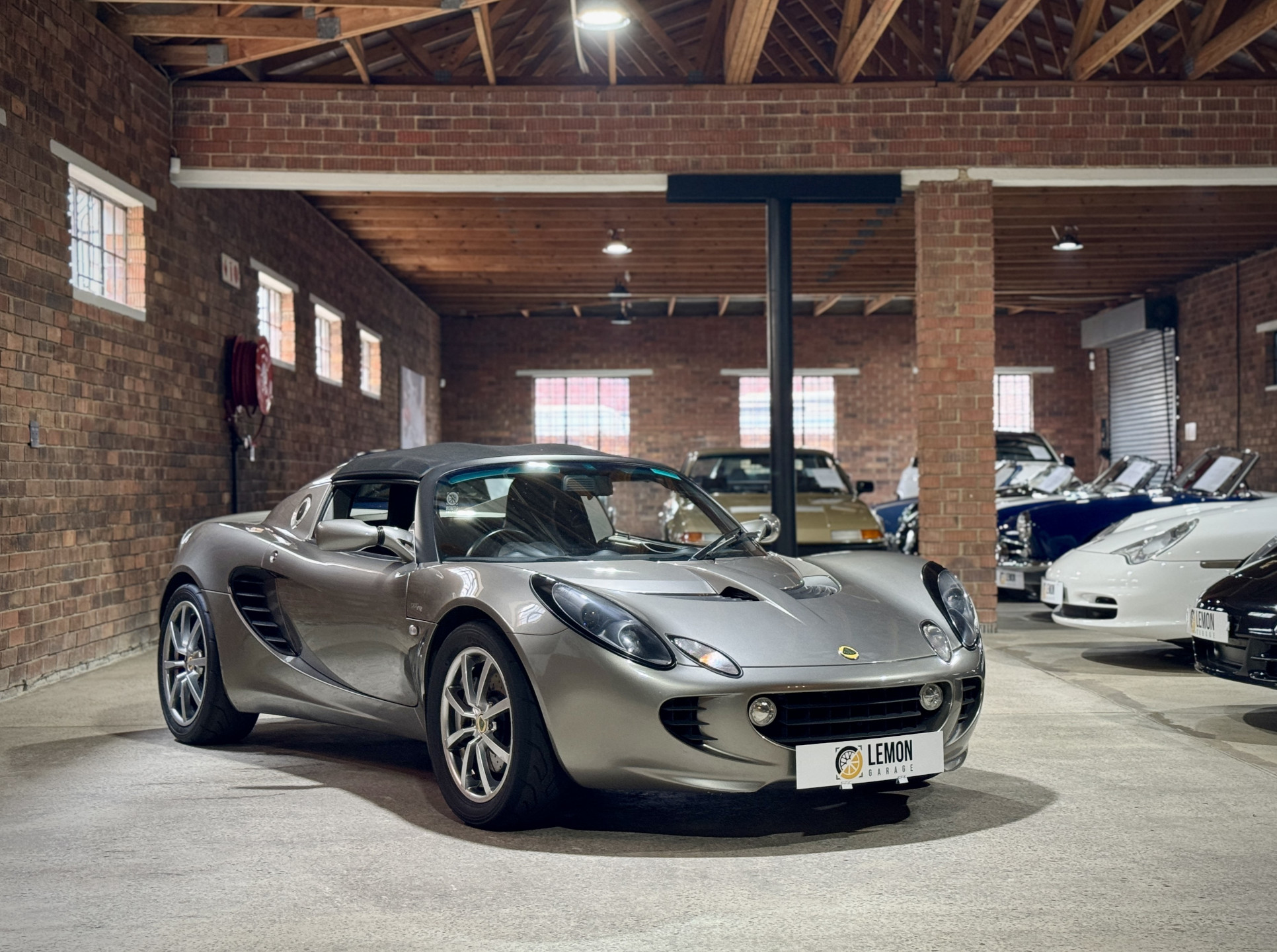 2005 Lotus Elise