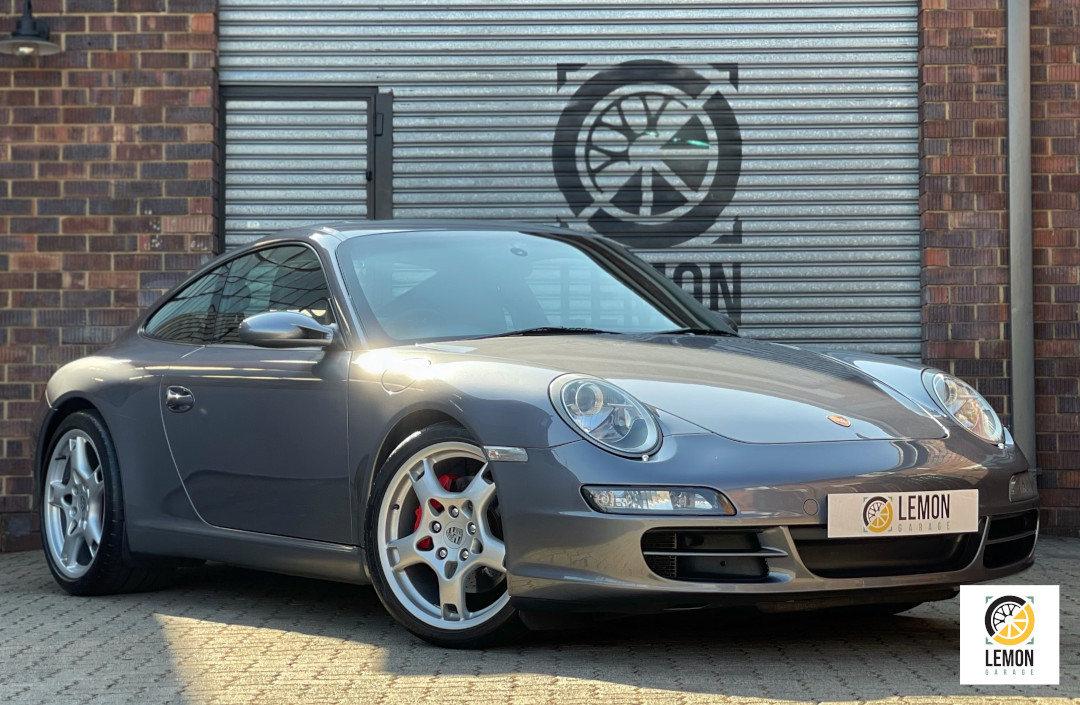 2005 Porsche 911 Carrera S (997)