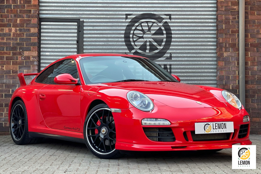 2012 Porsche 911 Carrera 4 GTS (997)