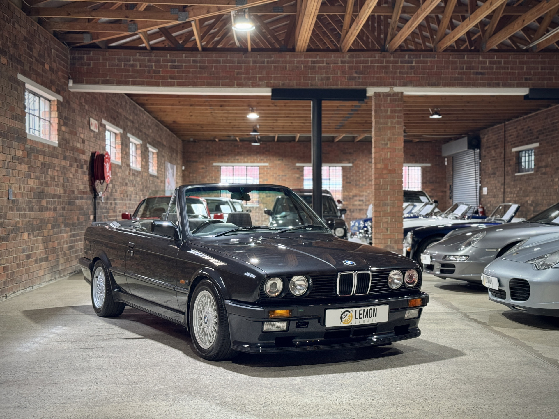 1990 BMW 325i Cabriolet (E30)