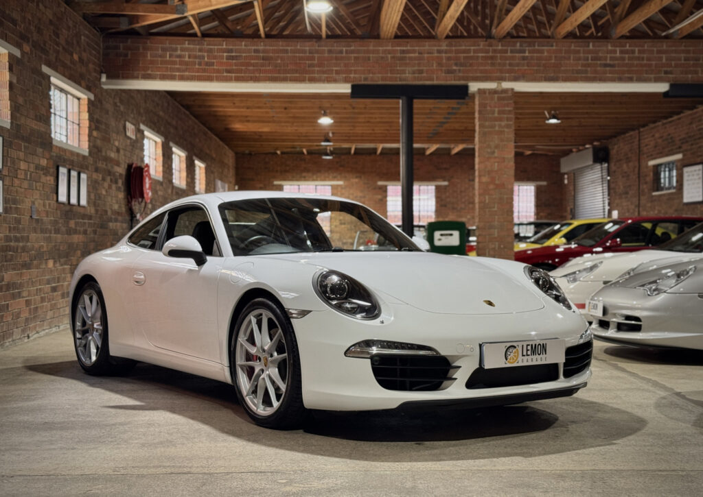 2013 Porsche 911 Carrera S (991)