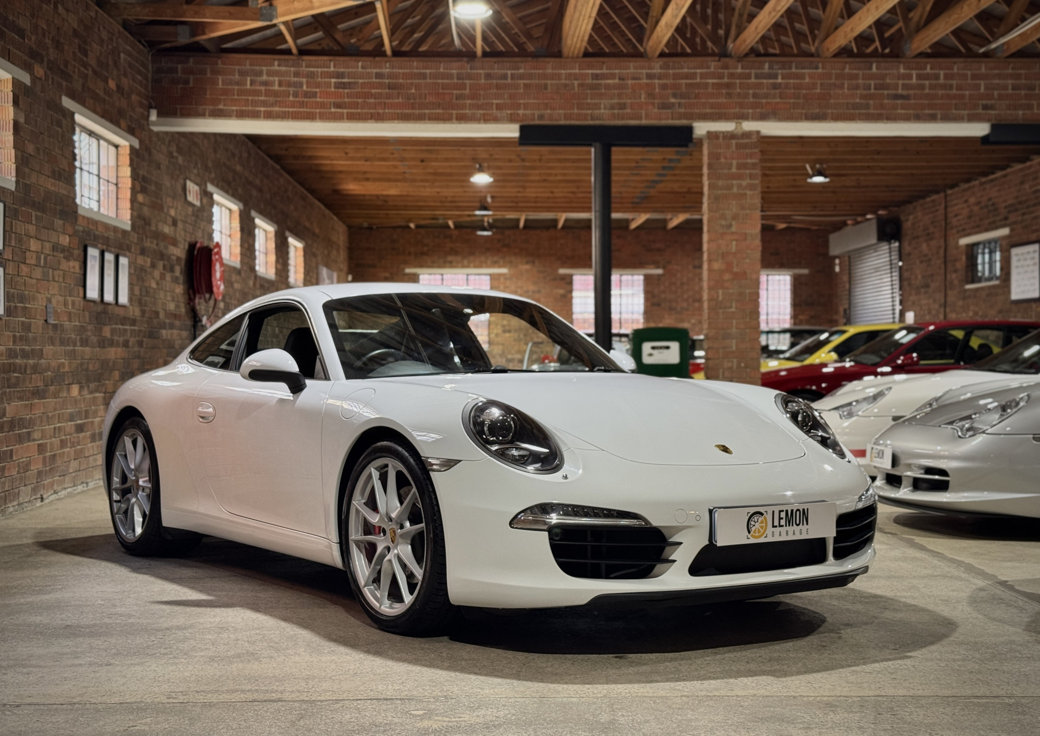 2013 Porsche 911 Carrera S (991)