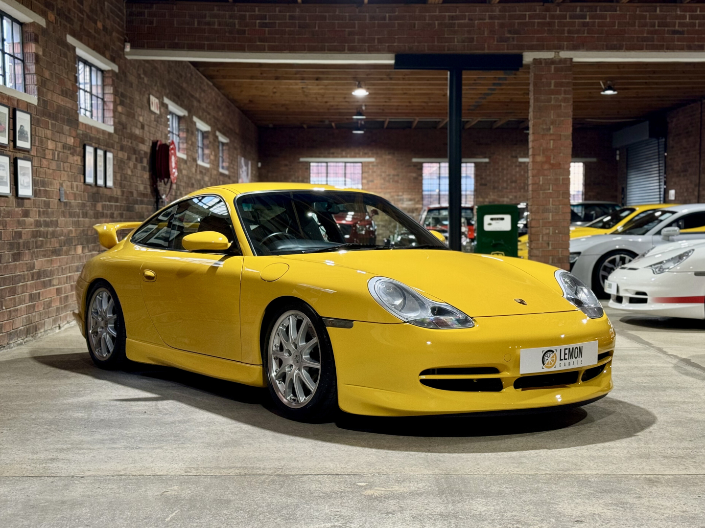 2000 Porsche 911 GT3 (996)