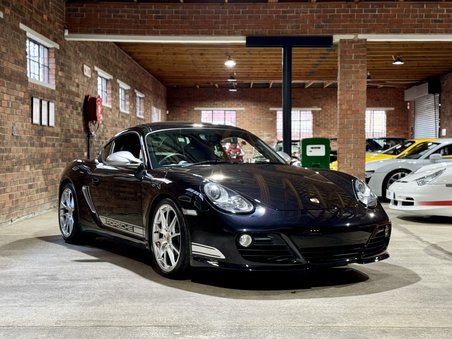 2012 Porsche Cayman R