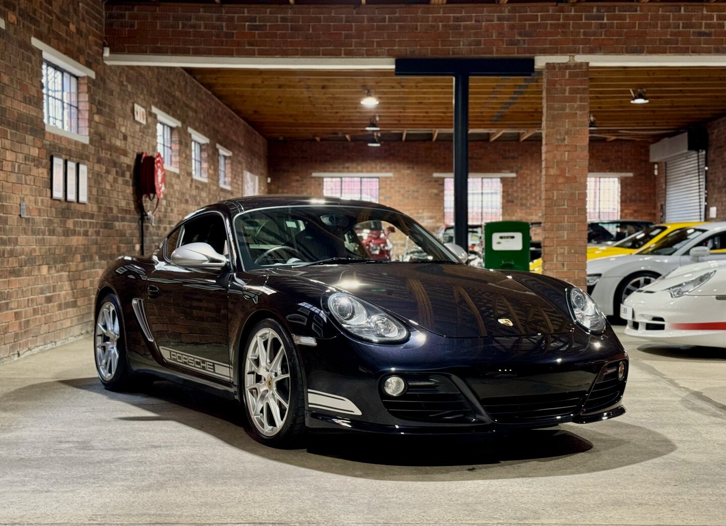 2012 Porsche Cayman R