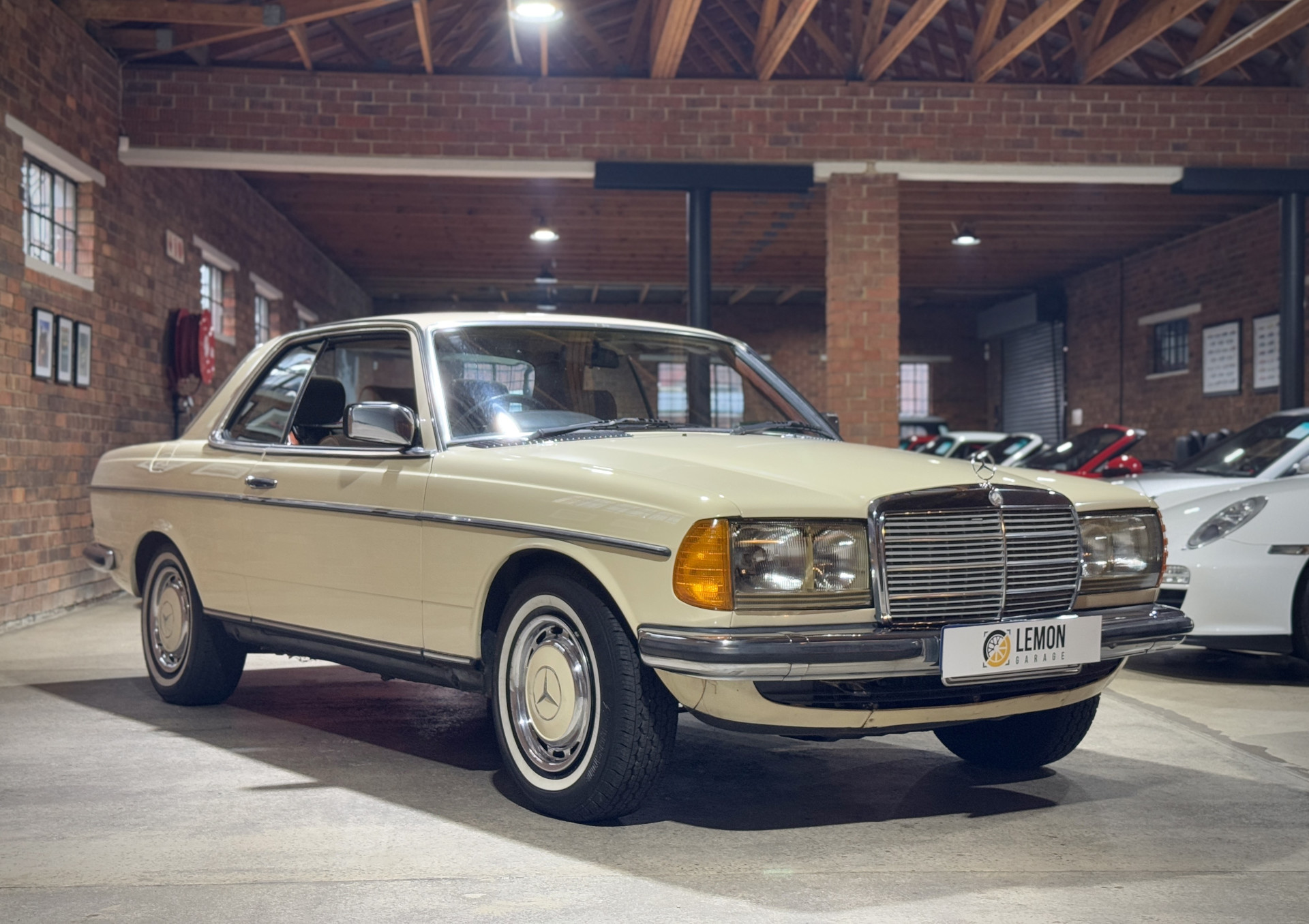 1982 Mercedes Benz 230 CE