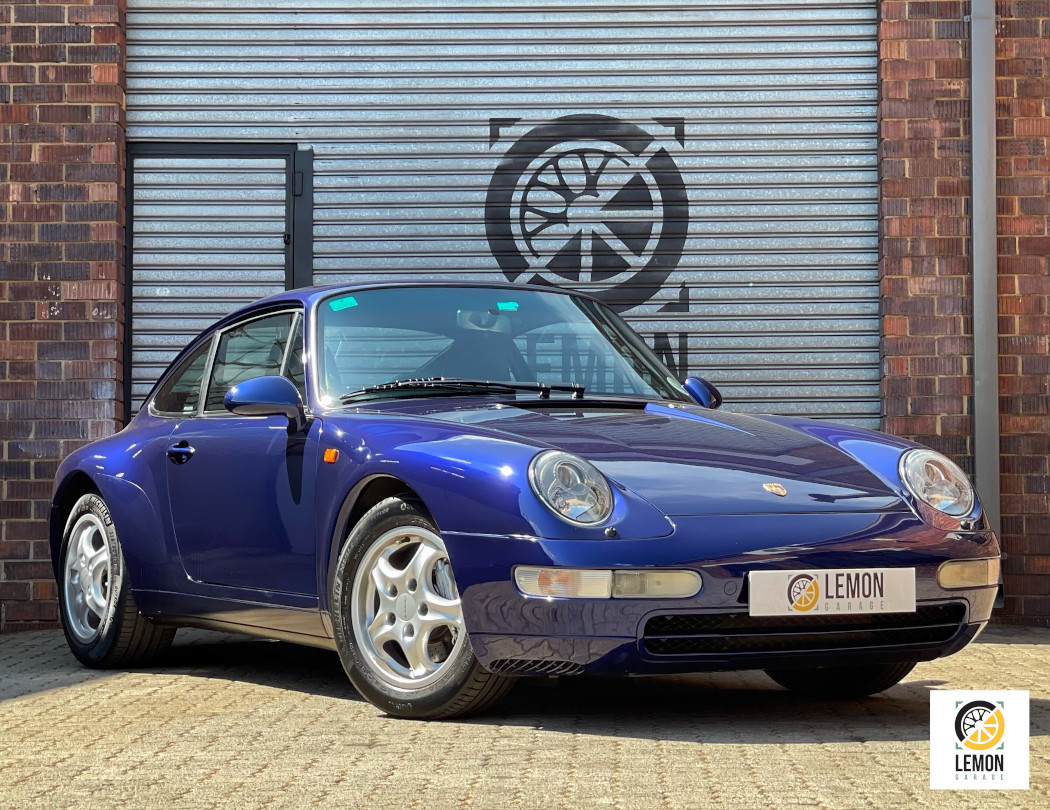 1995 Porsche 911 Carrera 4 (993)
