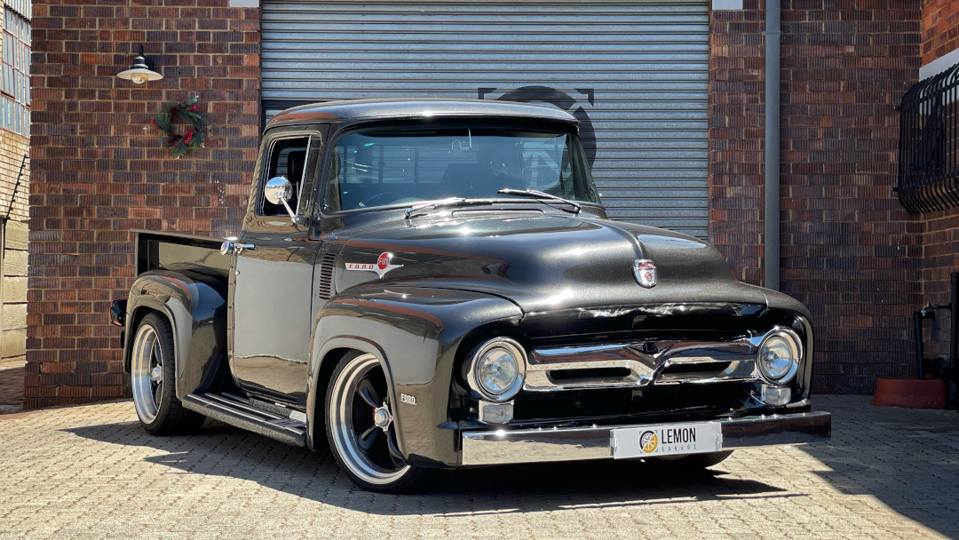 1956 Ford F-100 Pick-Up
