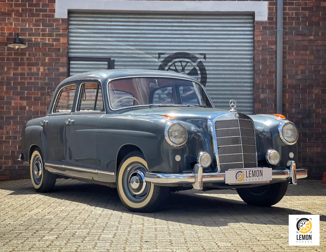 1959 Mercedes Benz 219 Ponton Sedan