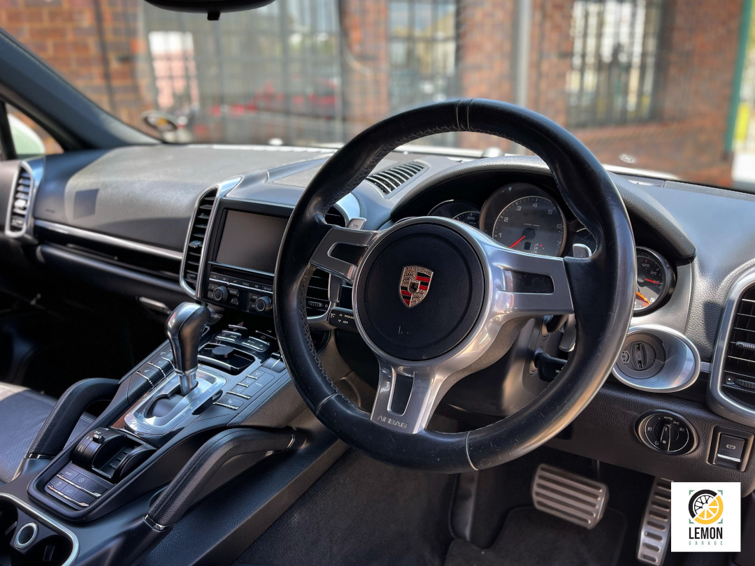 2011 Porsche Cayenne S