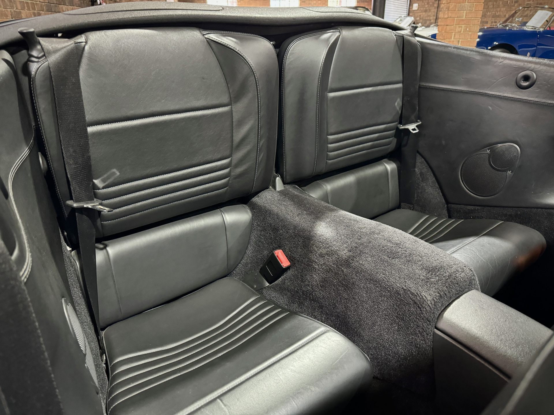 2004 Porsche 911 Carrera 4S Cabriolet (996)