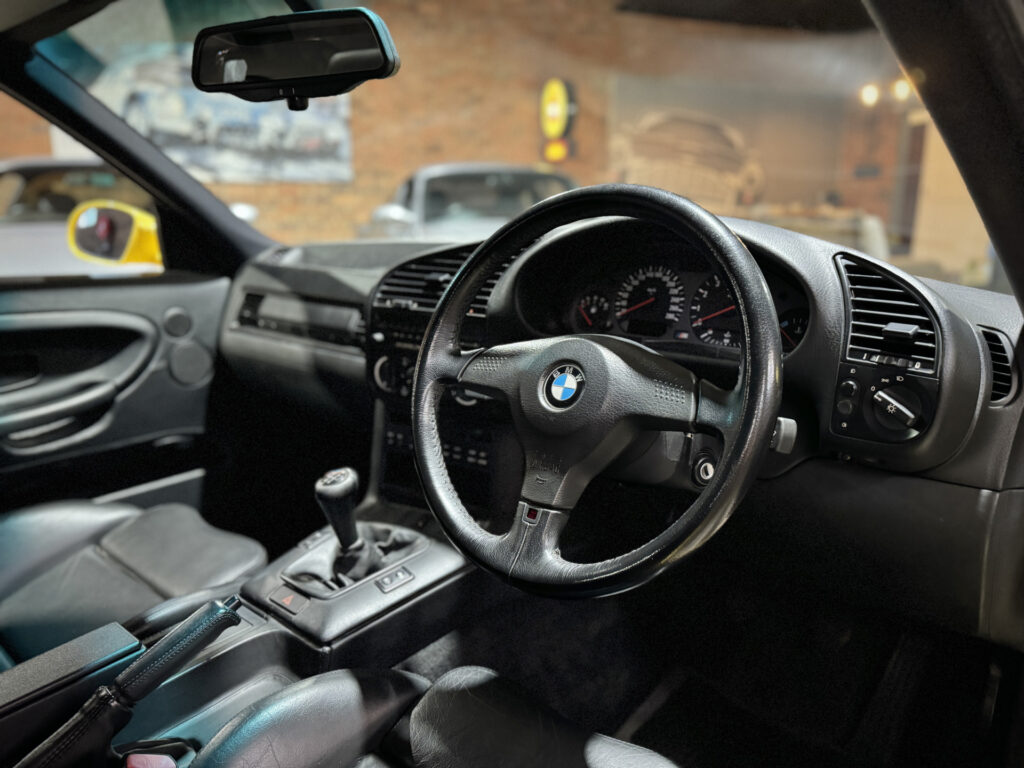 1994 BMW M3 Coupe (E36)