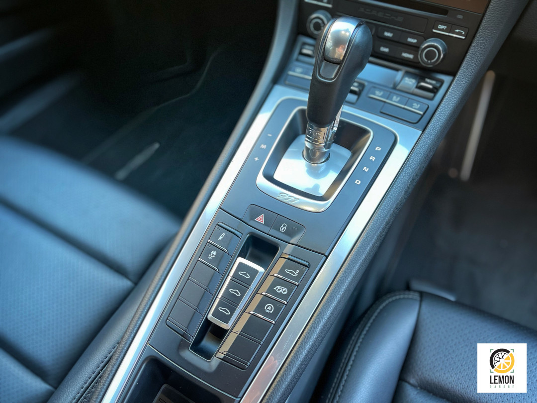 2017 Porsche 911 Carrera
