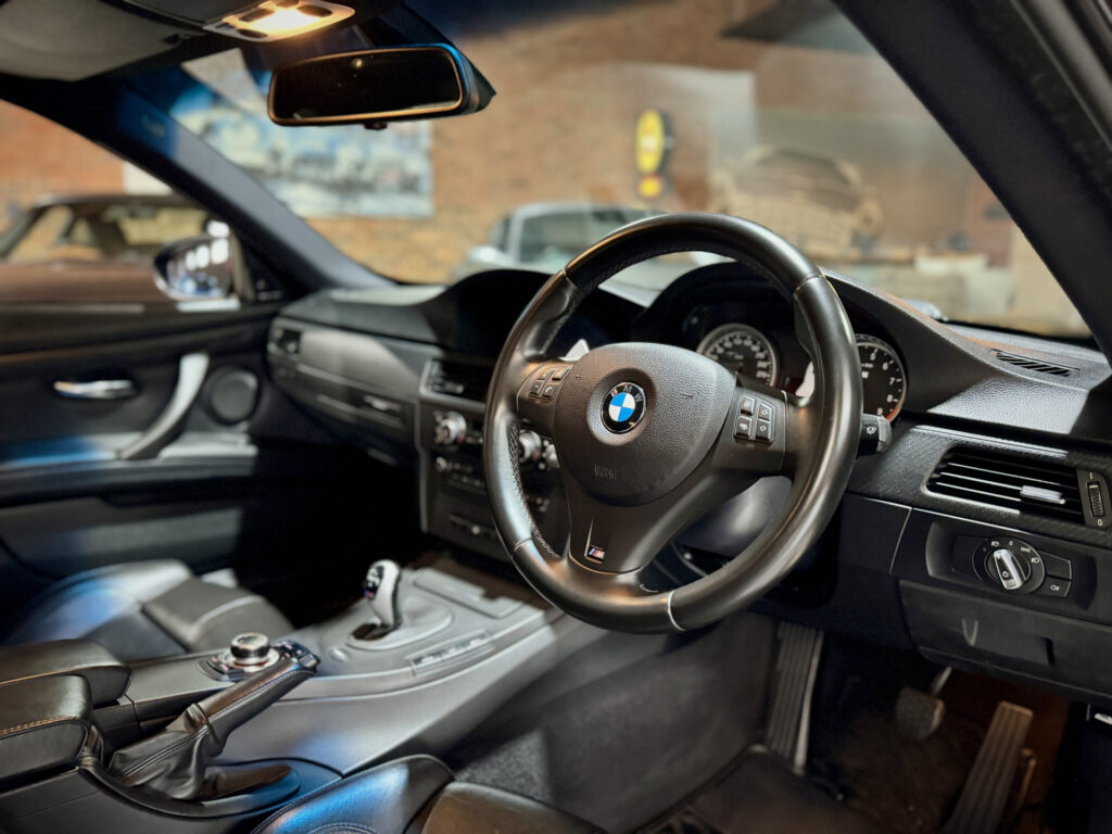 2011 BMW M3 (E92)