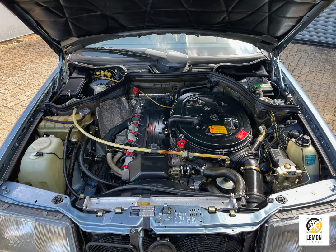 1990 Mercedes Benz C300 Coupe