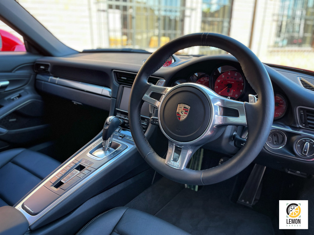 2014 Porsche 911 Carrera S (991)