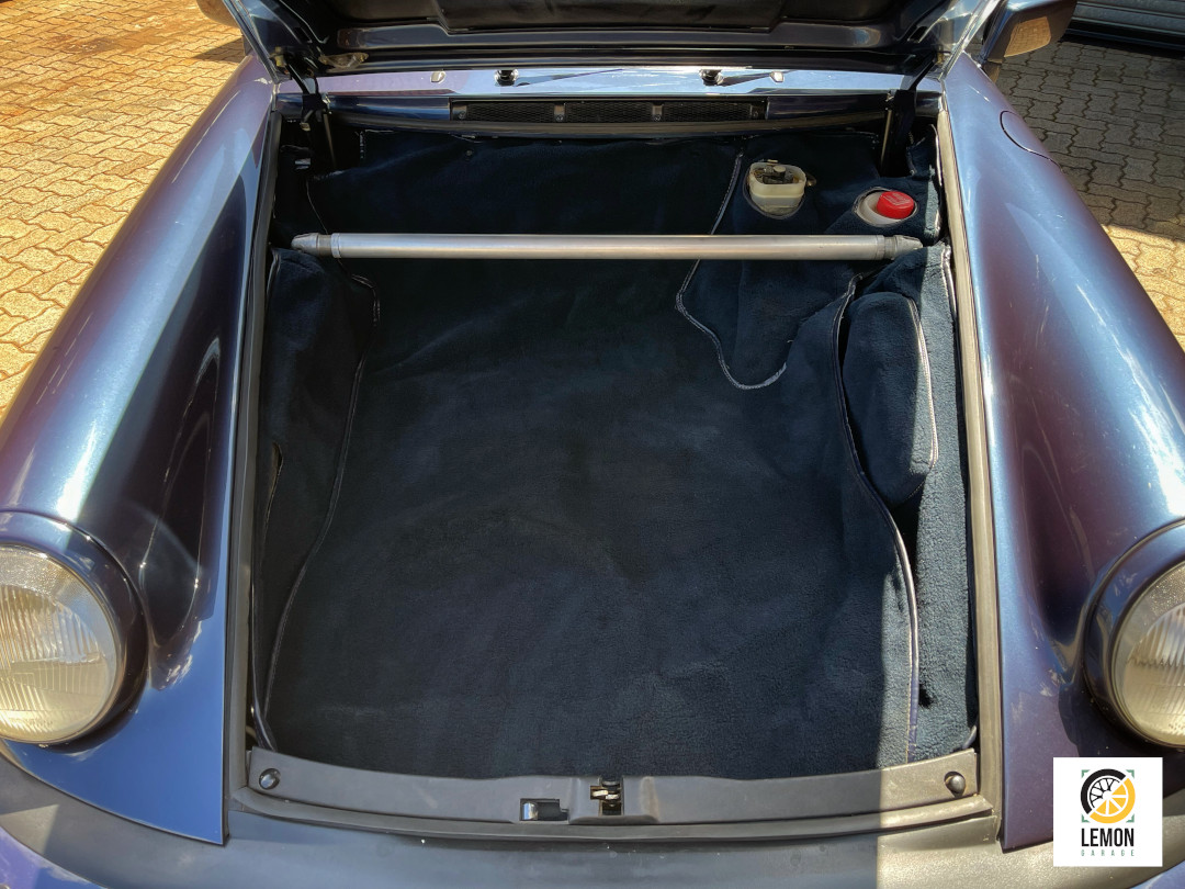 1986 Porsche Carrera 3.2 Targa