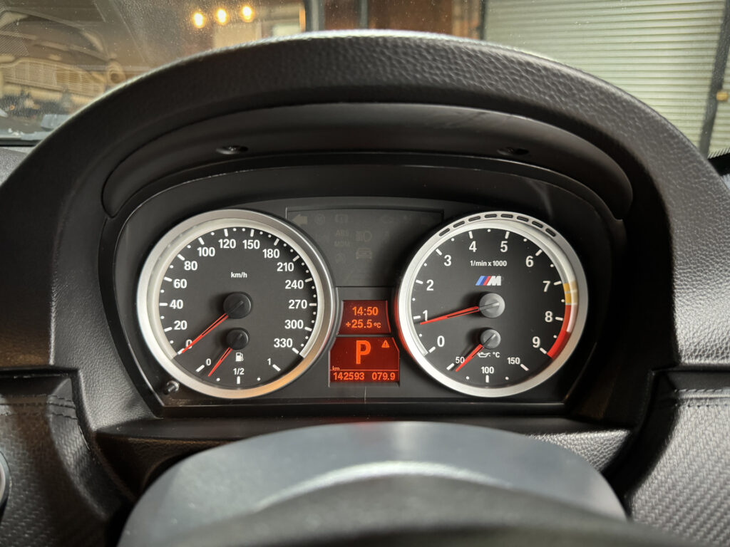 2011 BMW M3 (E92)