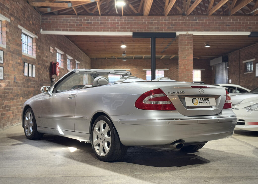 2005 Mercedes CLK500