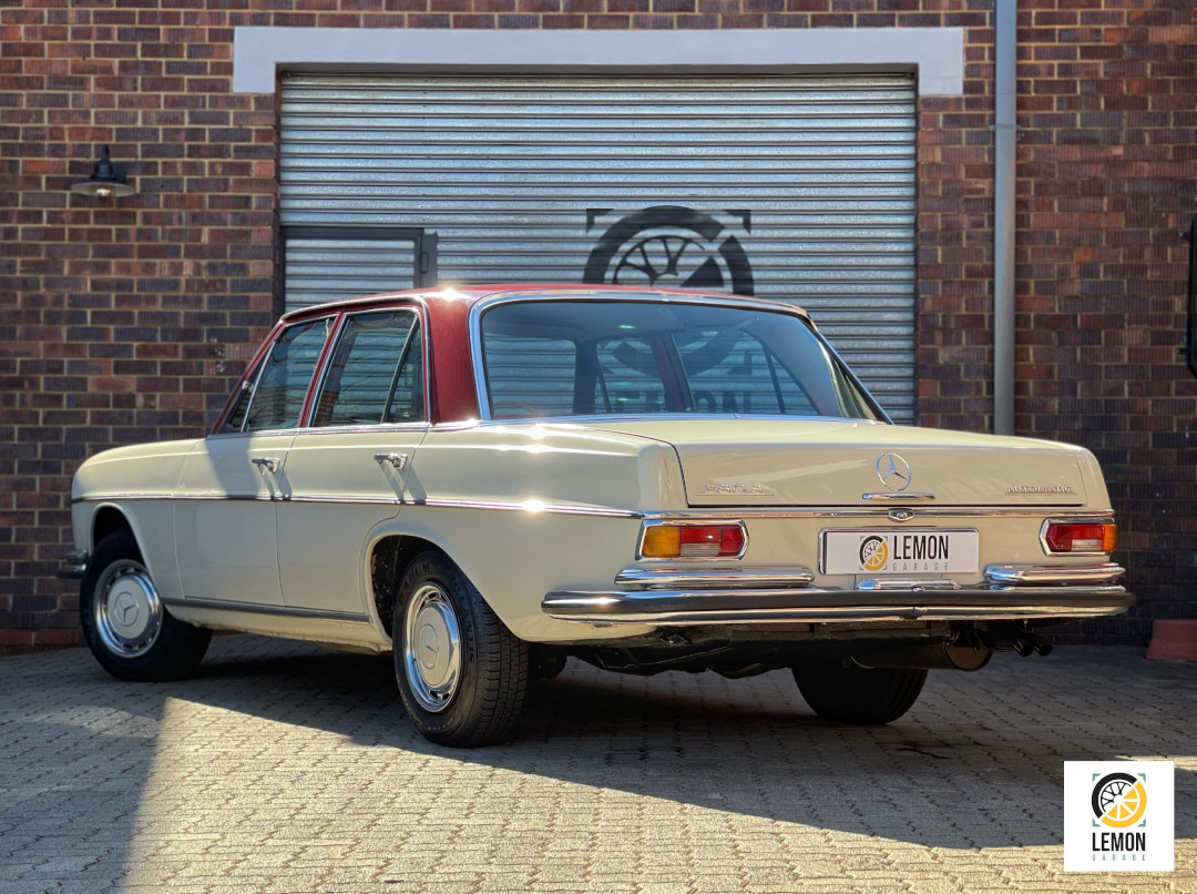 1970 Mercedes Benz 280 S W108