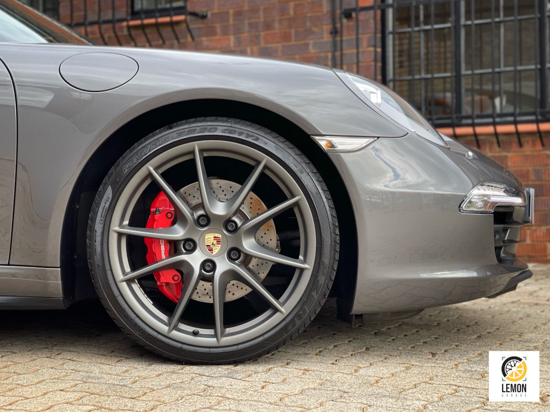 2013 Porsche 911 Carrera 4S (991)