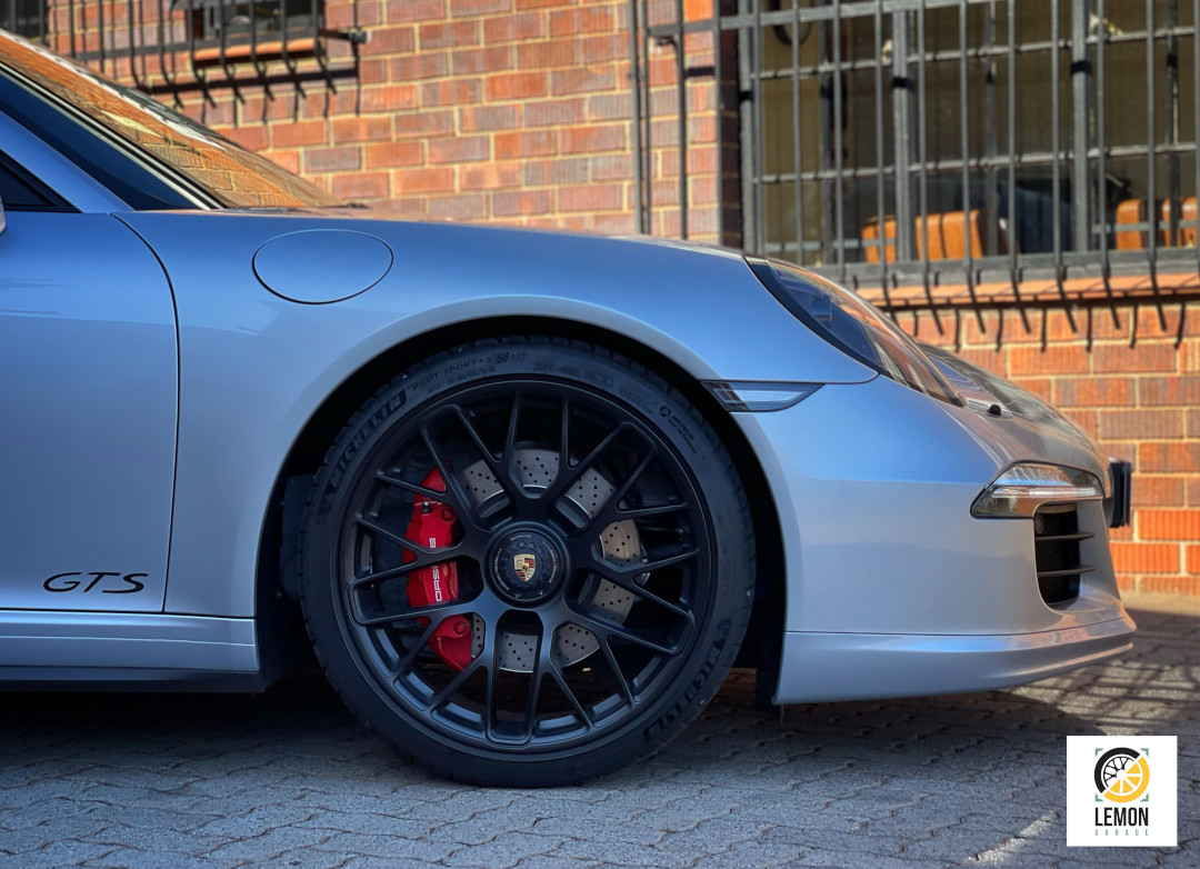 2015 Porsche 911 GTS (991)