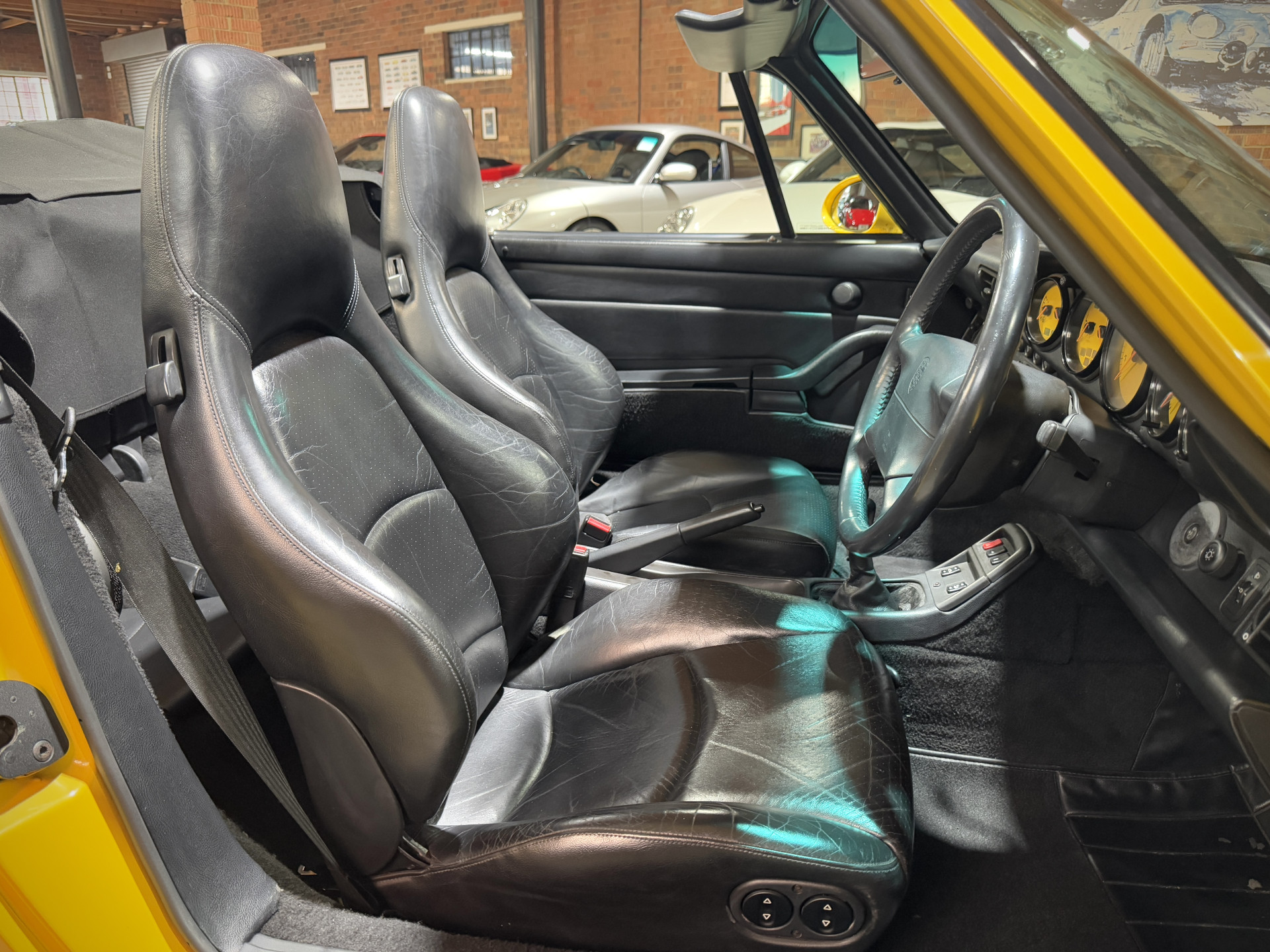 1994 Porsche 911 Carrera Cabriolet (993)