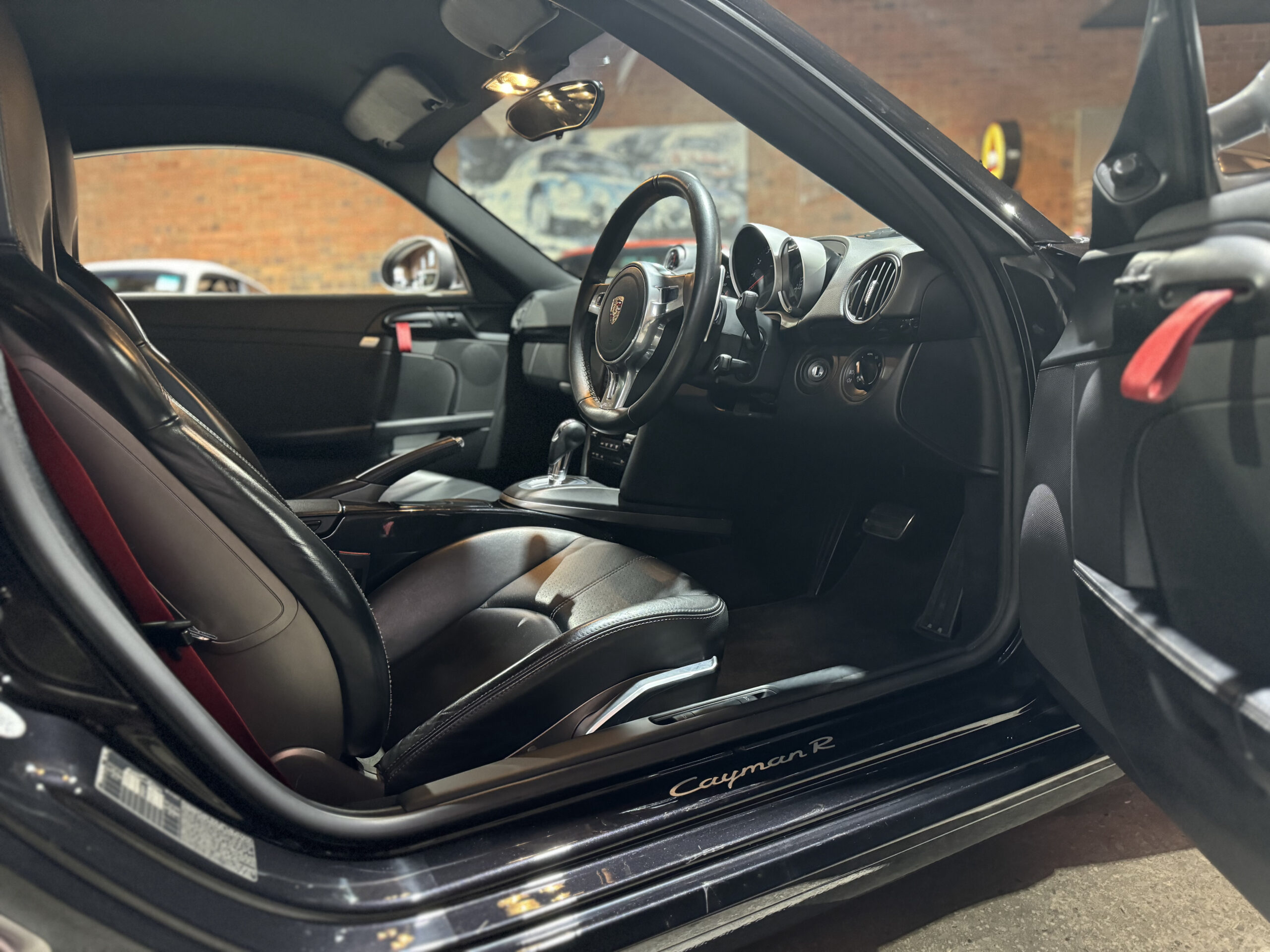 2012 Porsche Cayman R