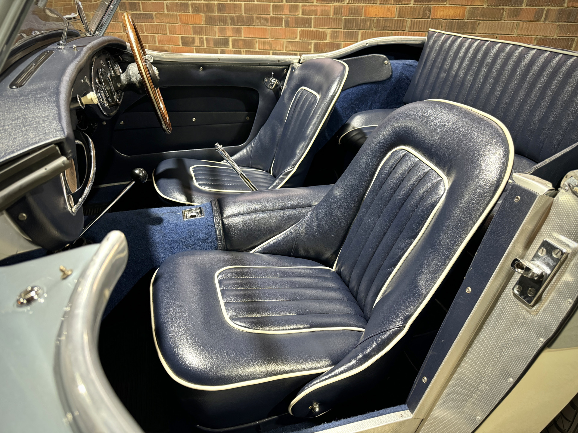 1959 Austin-Healey 100-6 BN4
