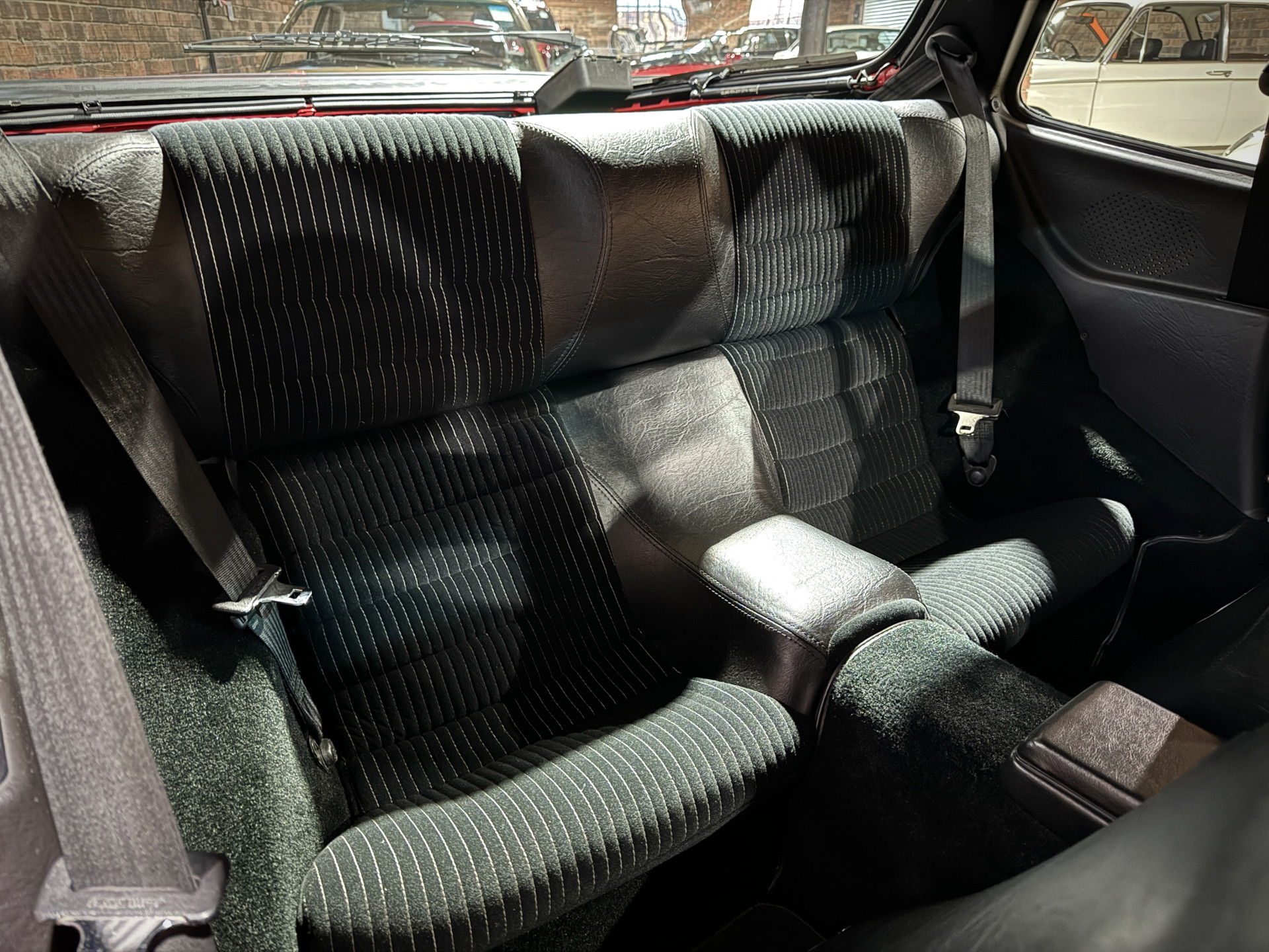 1988 Porsche 924 S Auto
