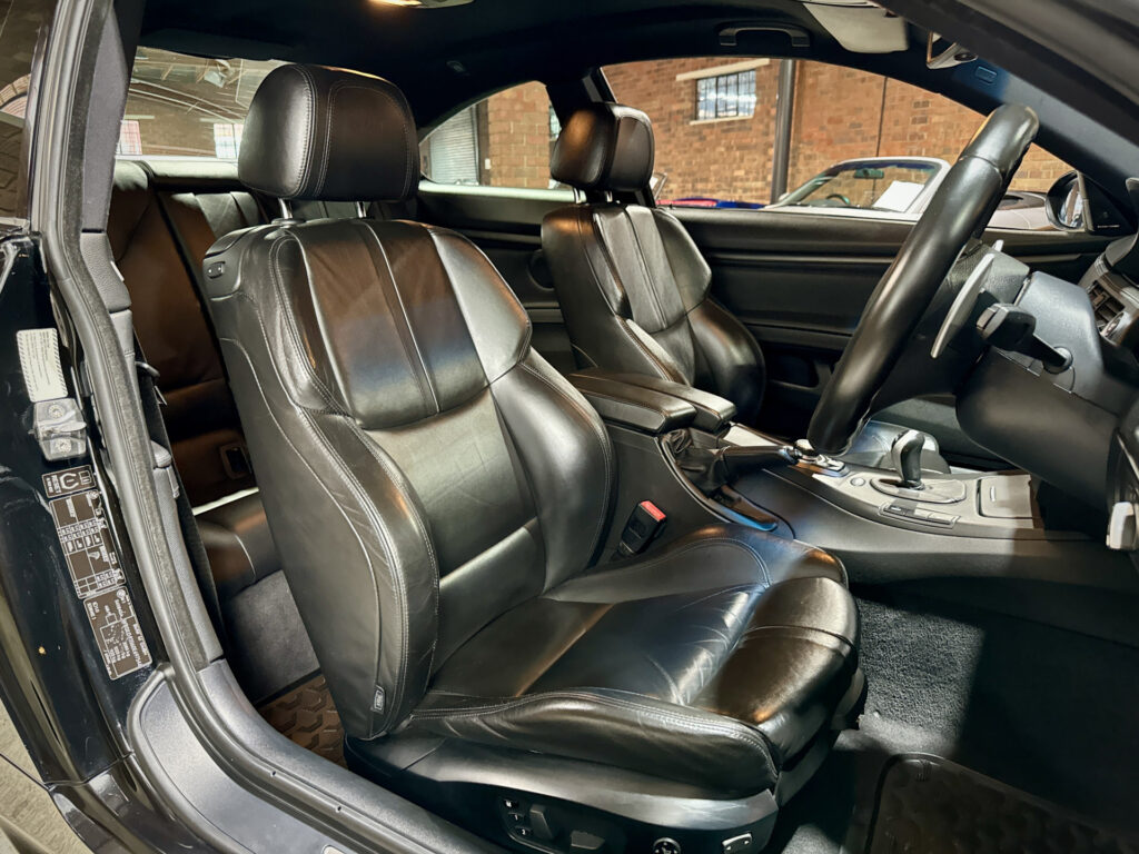 2011 BMW M3 (E92)