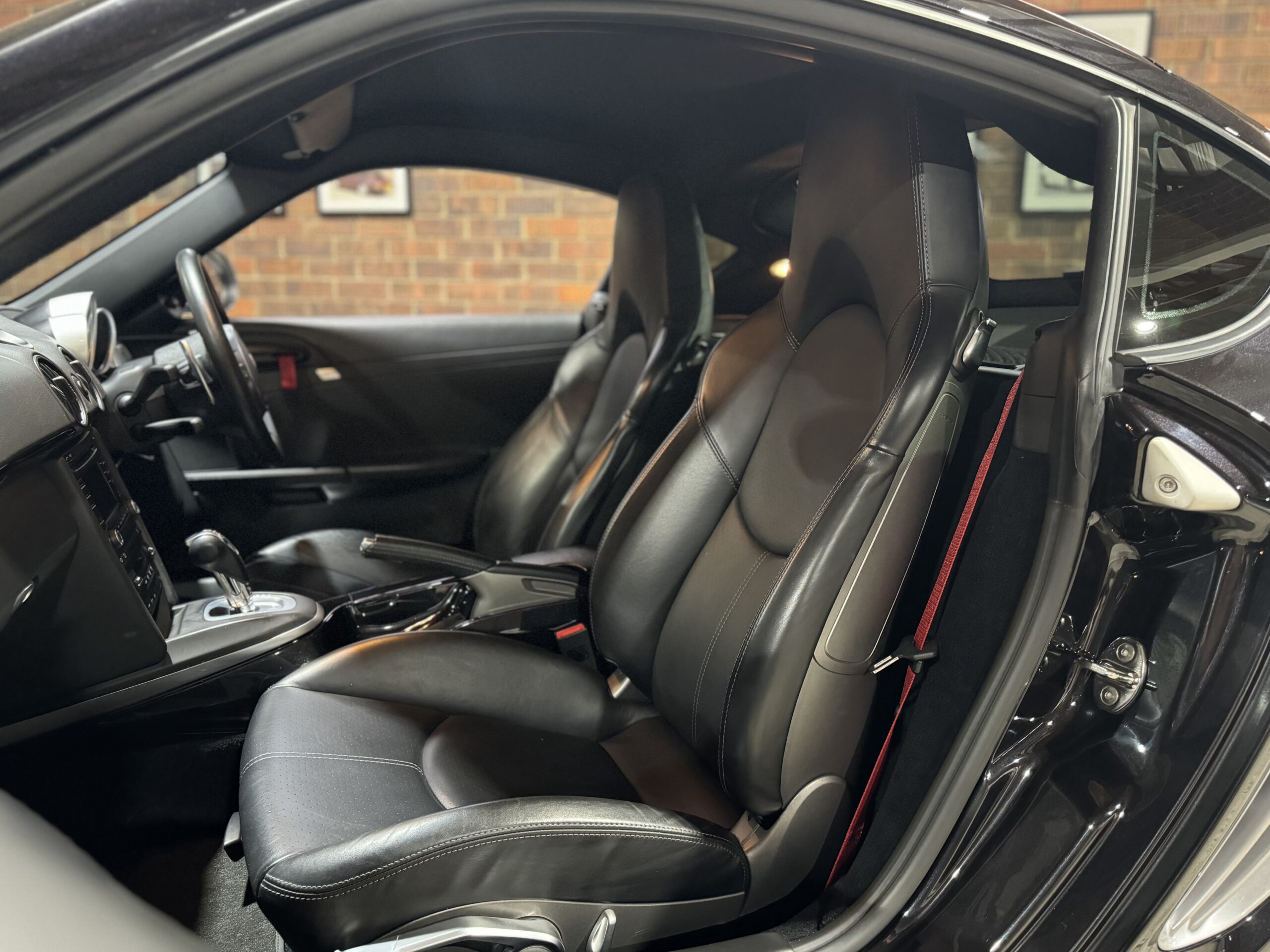 2012 Porsche Cayman R