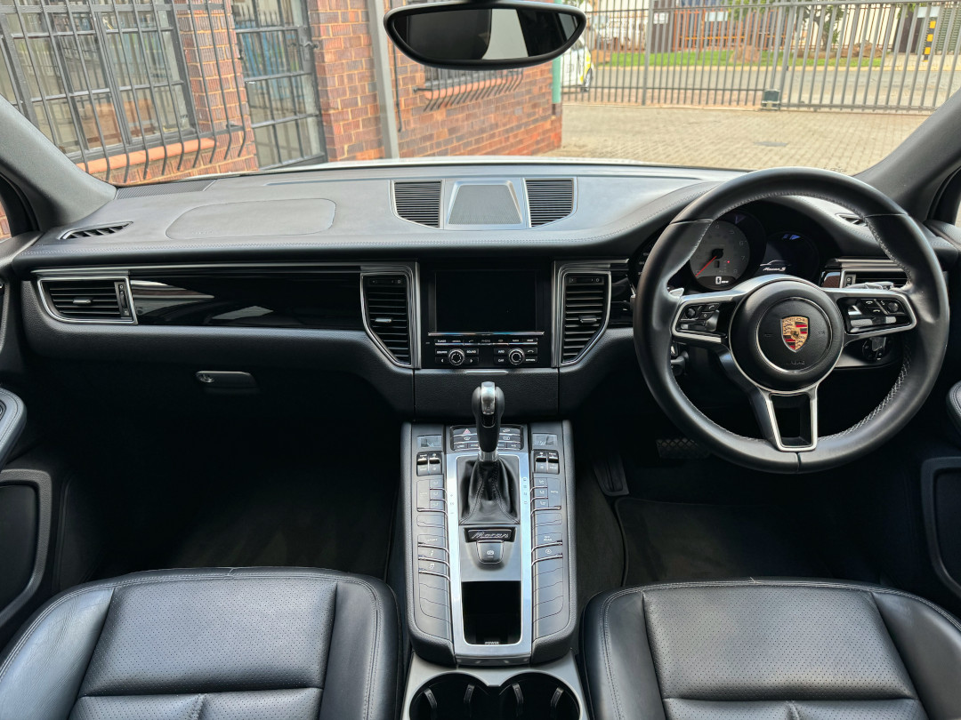2015 Porsche Macan S