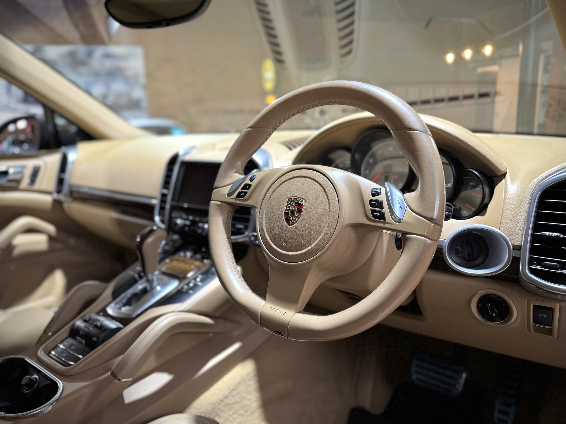 2011 Porsche Cayenne S (E2)