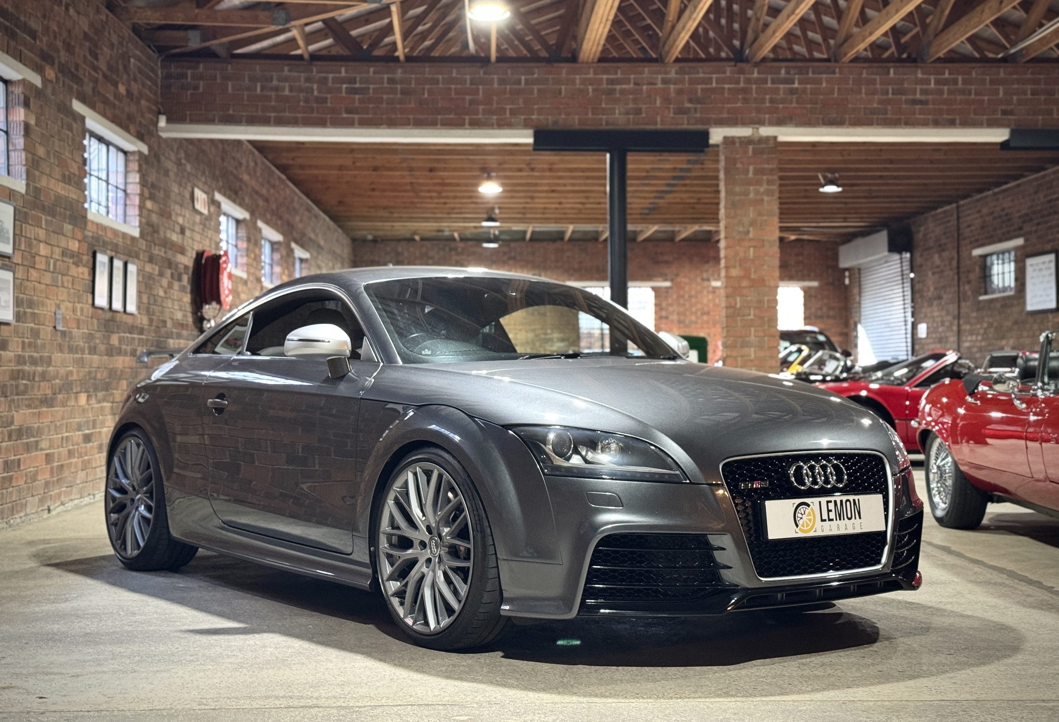 2010 Audi TT RS