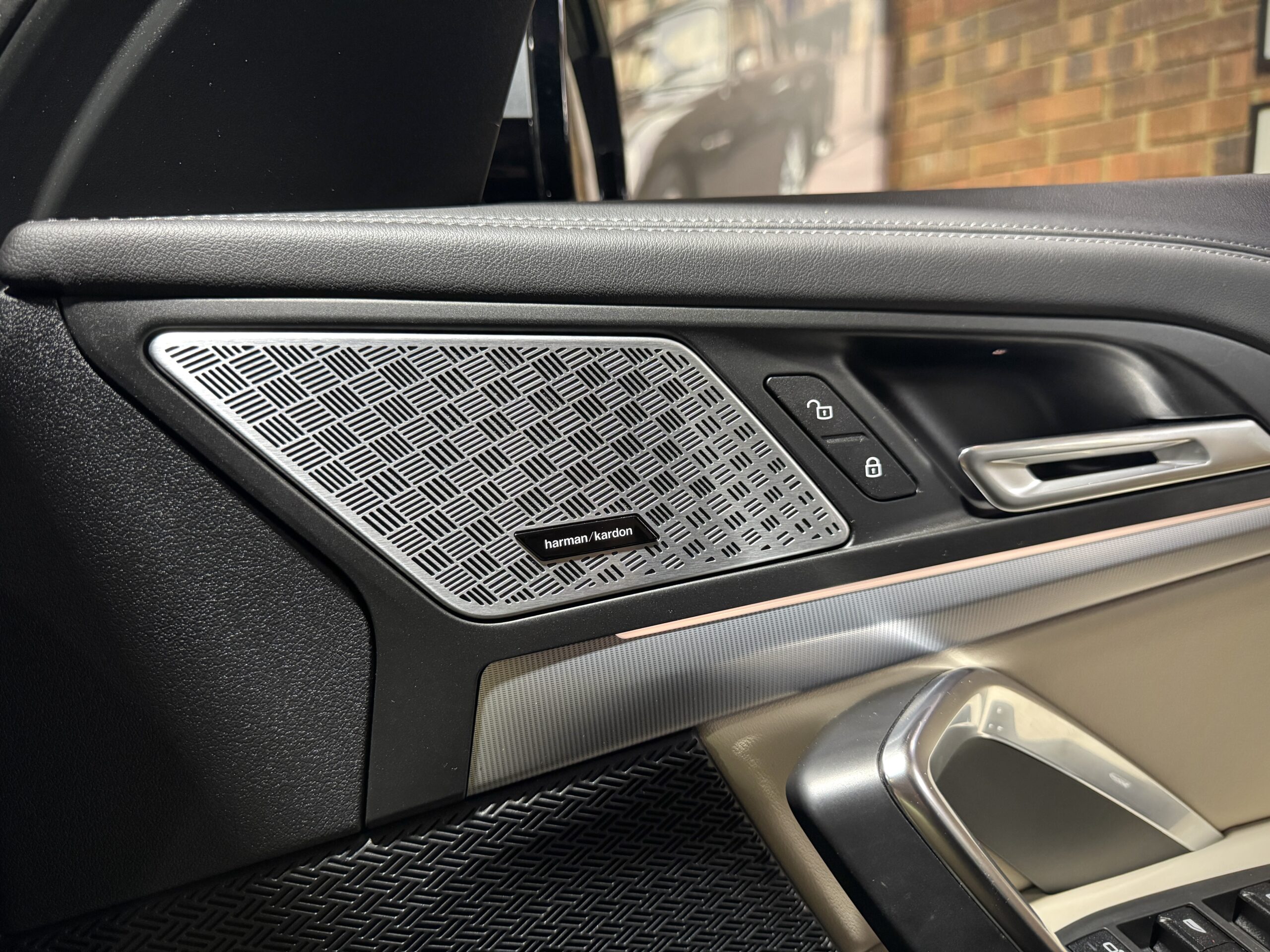 2024 BMW X1