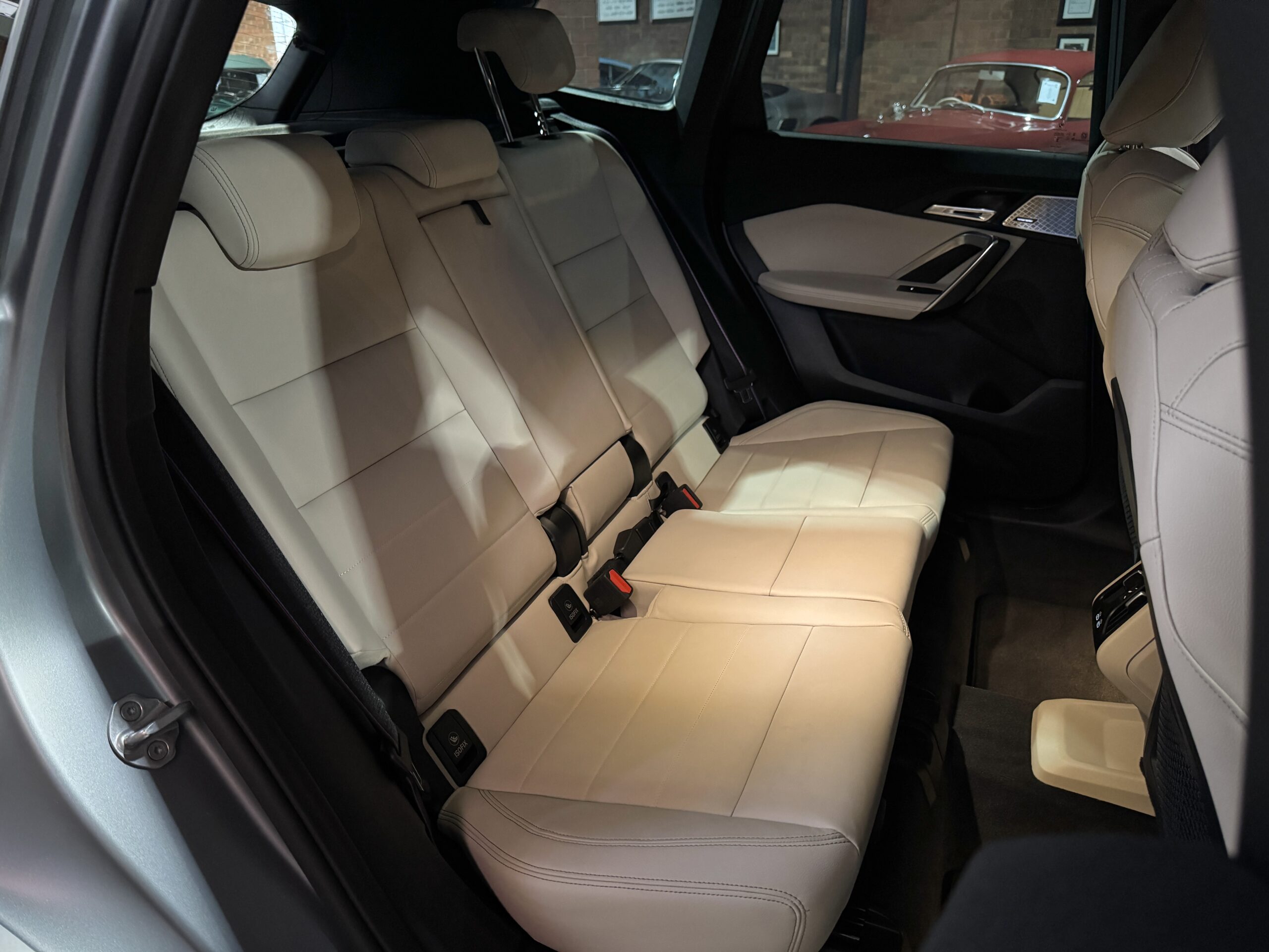 2024 BMW X1