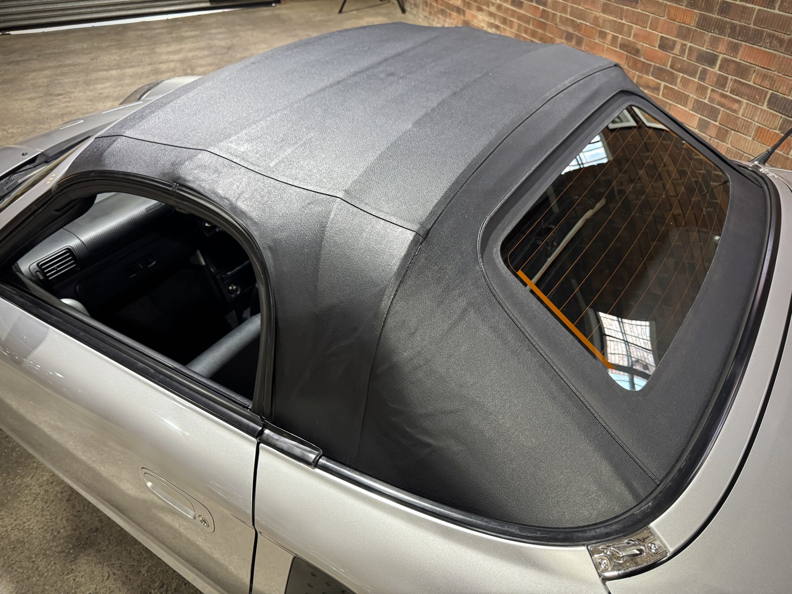 2001 Toyota MR2