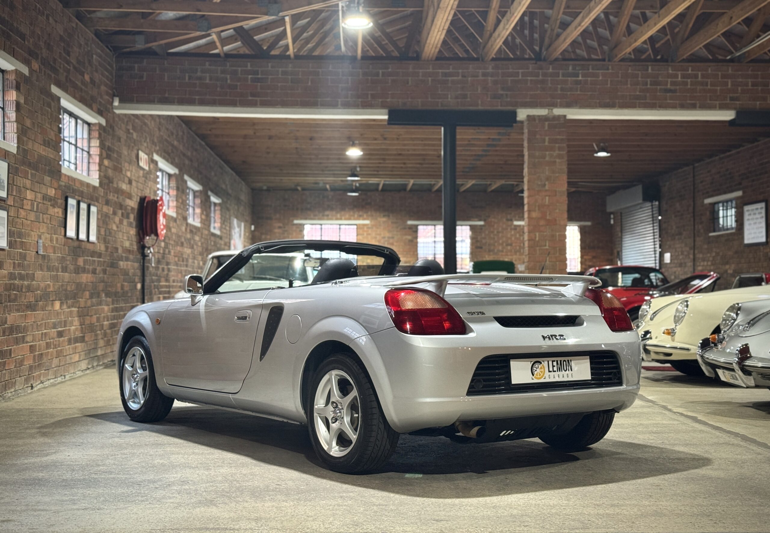 2001 Toyota MR2