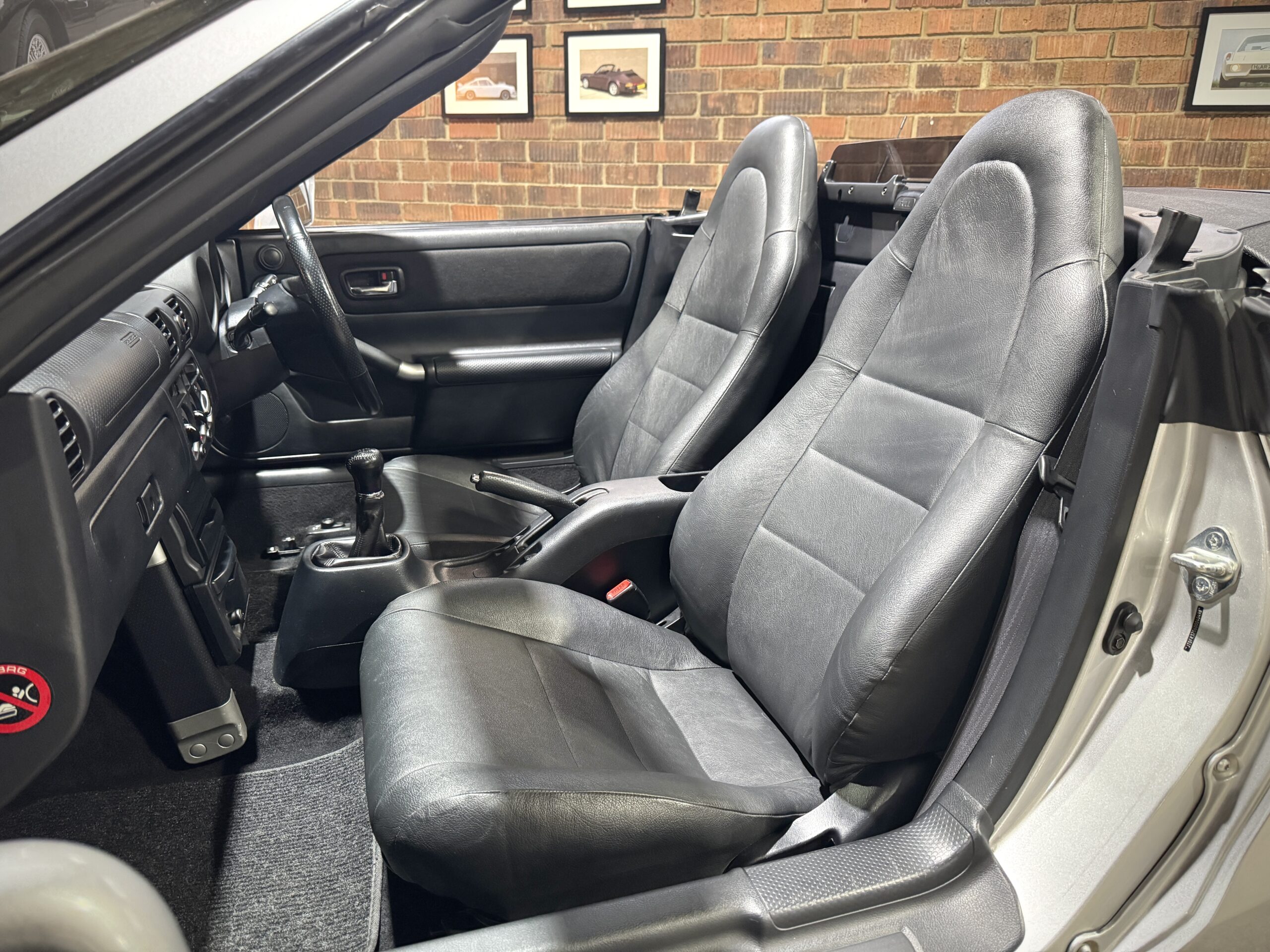 2001 Toyota MR2