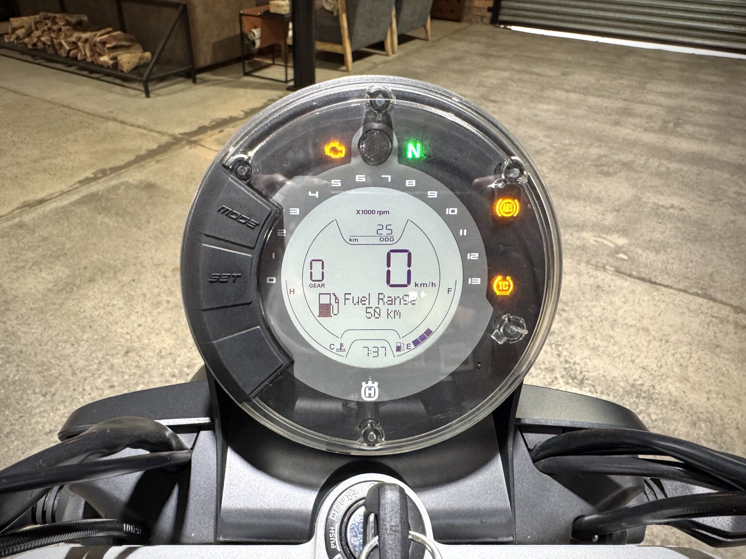 2019 Husqvarna Svartpilen 701