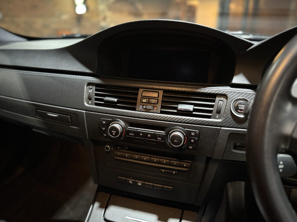 2011 BMW M3 (E92)