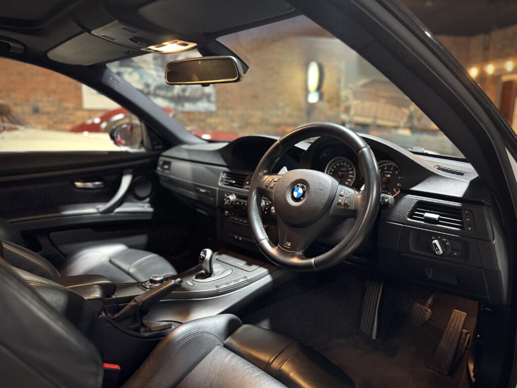 2011 BMW M3 (E92)