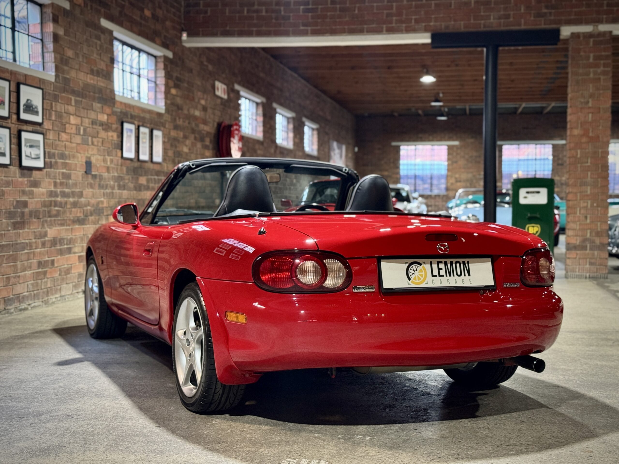 2002 Mazda MX5