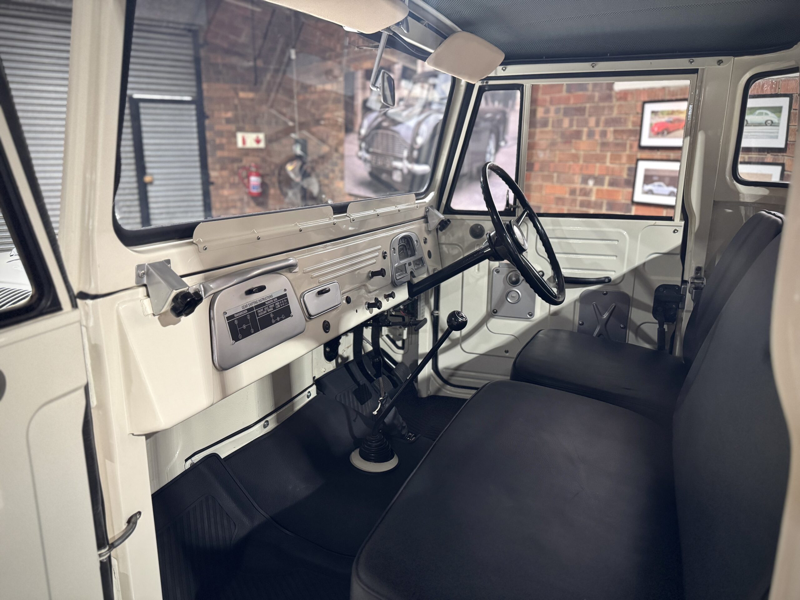 1972 Land Cruiser FJ45 Pick-Up