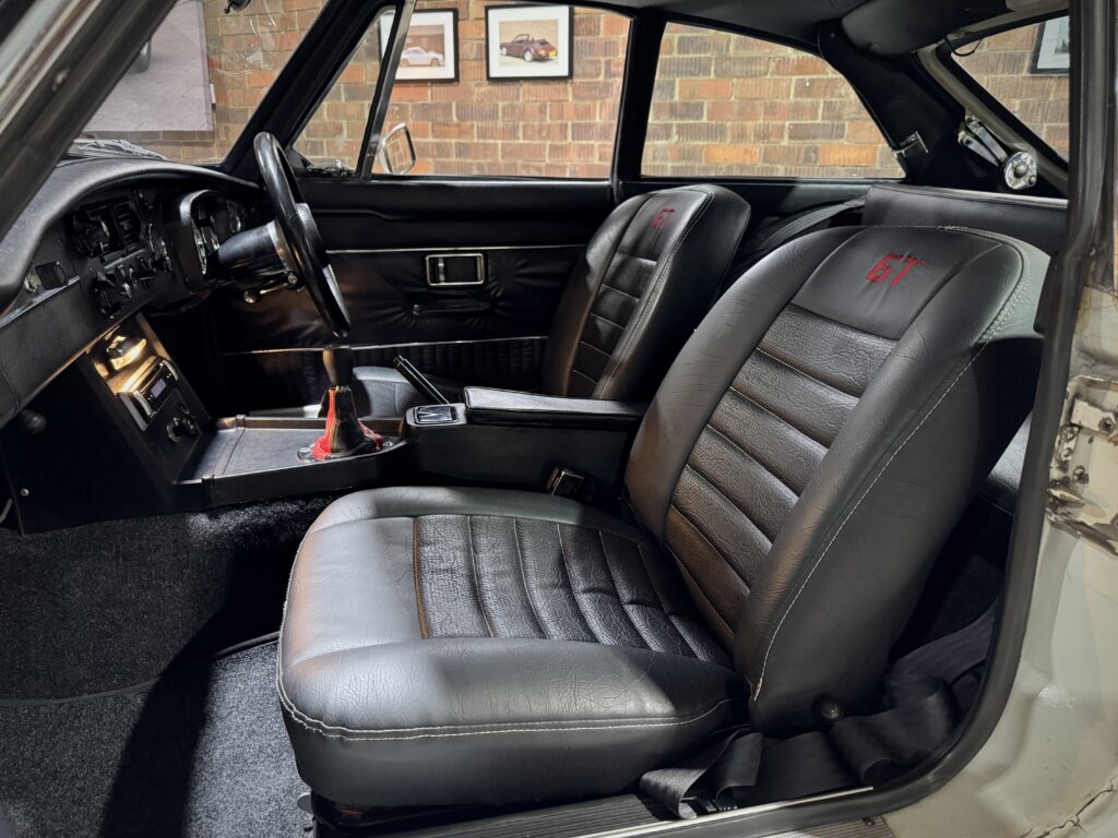 1972 MGB GT