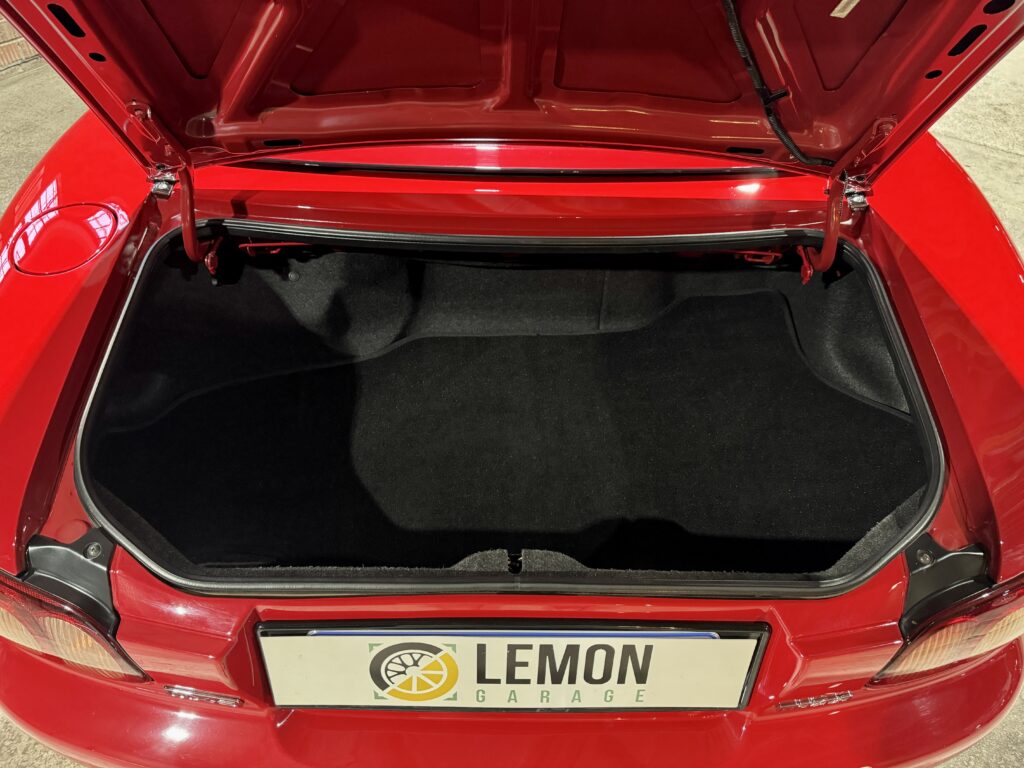 2002 Mazda MX5