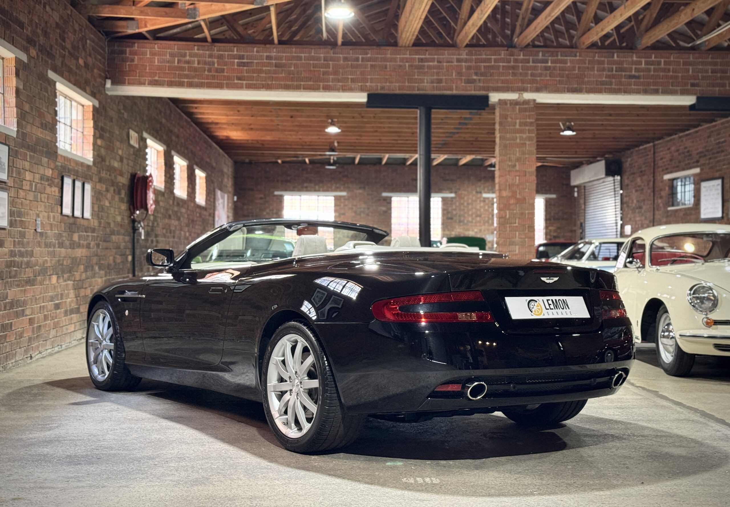 2007 Aston Martin DB9 Volante